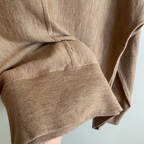 Banana Republic 100% Marino Wool Dolman Sleeves V-Neck Sweater Size Small Petite - Picture 5 of 8